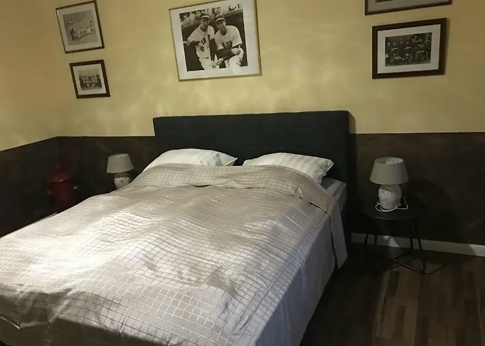 Edin Penzion Maintal